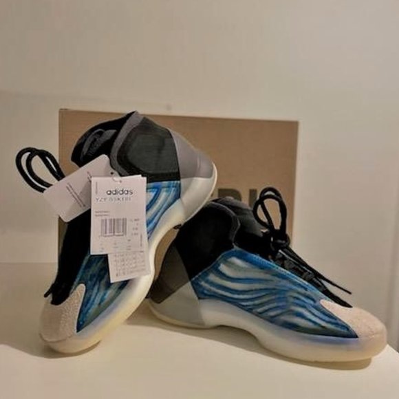 Yeezy BSKTBL QNTM  Frozen Blue main image 7
